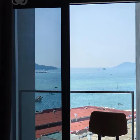 The Shore Studio Balcony Seaview By Clover Home A1101